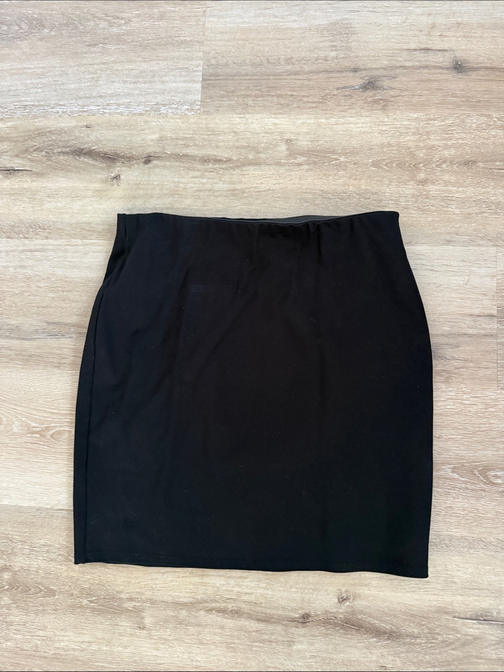 LOFT Black Stretch Pencil Skirt